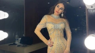 Transparan elbisesiyle poz veren Defne Samyeli, sosyal medyanın fena diline düştü