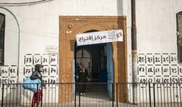 Tunus'ta erken genel seçimlere katılım yüzde 10'un altında kaldı