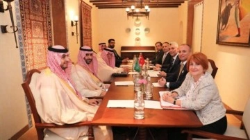 Türk ve Suudi Arabistan ticaret heyeti bir araya geldi