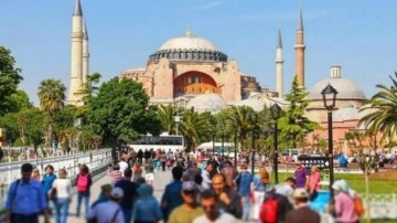 Türkiye yılın ilk ayında 2 milyonu aşkın yabancı ziyaretçi ağırladı
