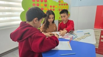 Türkiye’deki ilk, çocuklar oynayarak matematik öğreniyor