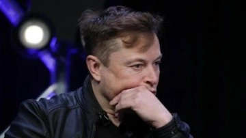 Twitter aşkı Elon Musk'ın servetinin neredeyse yarısını sildi süpürdü!