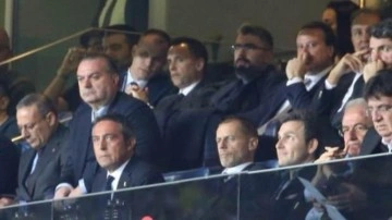 UEFA Başkanı Fenerbahçe'nin maçını yerinden takip etti