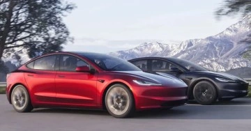 Uygun fiyatlı Tesla iptal mi edildi? Musk açıkladı