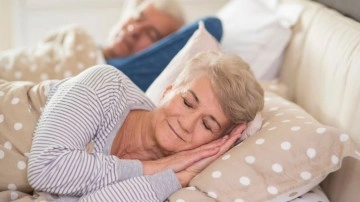 Uykunuzu ihmal etmeyin! İlerleyen yaşlarda uyku düzeni çok önemli
