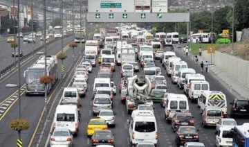'Uyum' haftasının ilk günü İstanbul'da trafik yoğunluğu
