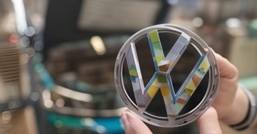 Volkswagen Grubu'nda yazılım krizi! Şikayetler birikti