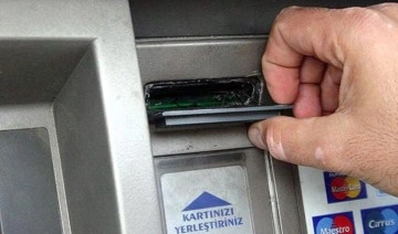 Yargıtay'dan emsal karar geldi: ATM'ye kartını kaptıranlar dikkat!