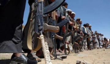 Yemen ordusu: Husilerin saldırılarında 13 asker öldü