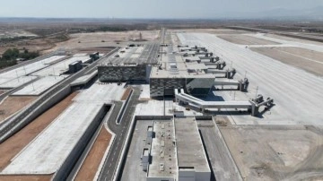 Yeni Ercan Havalimanı açılış için Erdoğan'ı bekliyor
