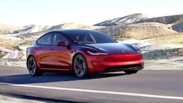 Yeni Tesla Model 3 Performance Tanıtıldı
