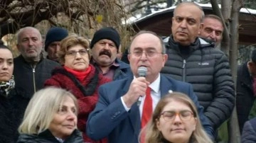 Yerel seçim öncesi CHP'de Artvin sürprizi! Belediye Başkanı Demirhan Elçin adaylıktan vazgeçti