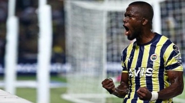Yok artık Valencia! Adana Demirspor'u da boş geçmeyen Fenerbahçeli golcü ilki başardı
