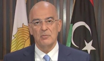 Yunanistan Dışişleri Bakanı uçaktan inmeyerek Libya'da diplomatik kriz yarattı
