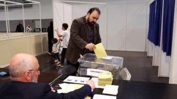 Yurt dışında oy verme işlemi sona erdi! Kaç kişi oy kullandı? YSK son durumu açıkladı