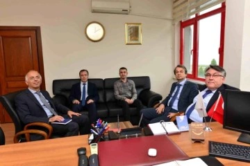 ZBEÜ Rektörü Özölçer'den Zonguldak MYO'ya ziyaret