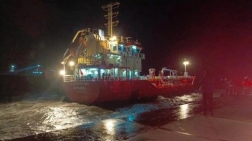 Zeytinburnu'nda karaya oturan gemiyle ilgili açıklama