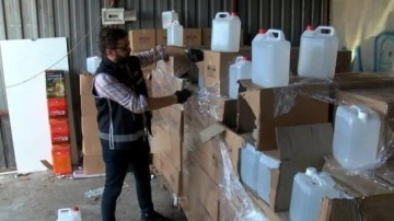 'Zincir' operasyonunda İstanbul'da 10,5 ton etil alkol ele geçirildi